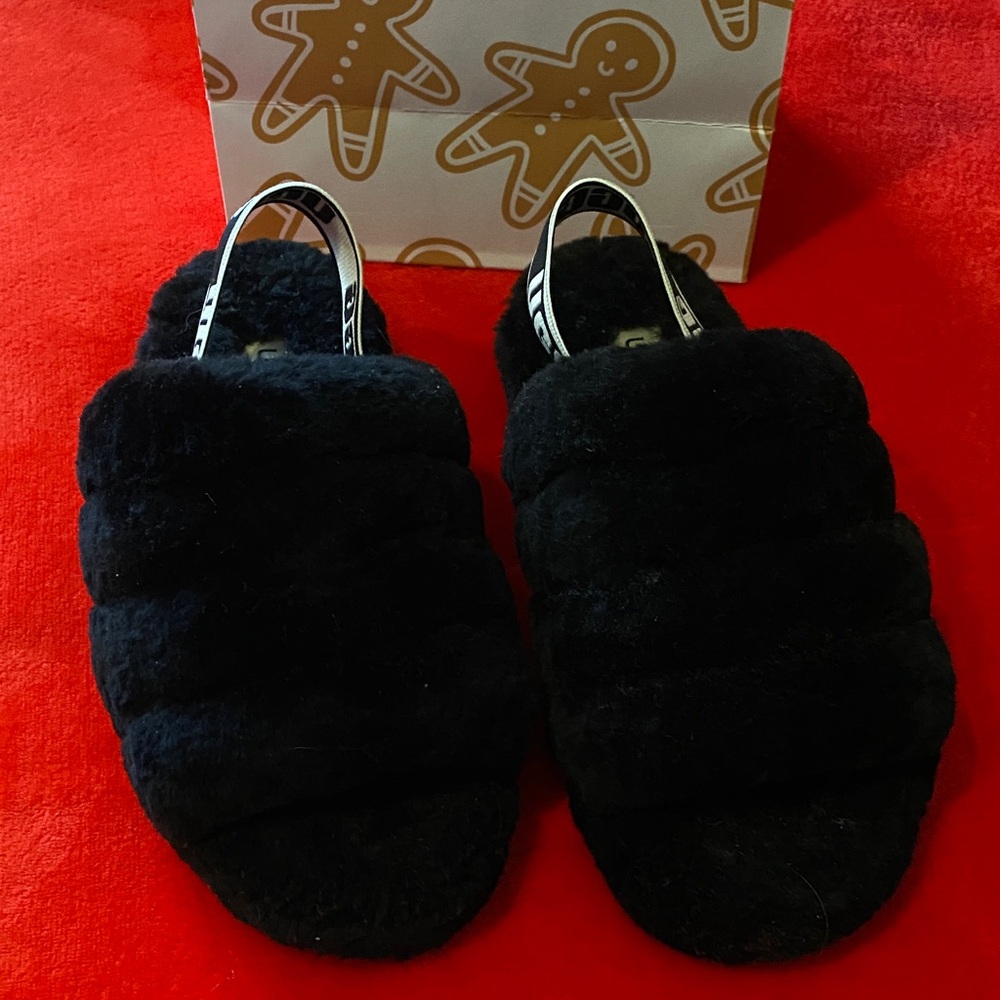 UGG Women’s Fluff Slide Slippers